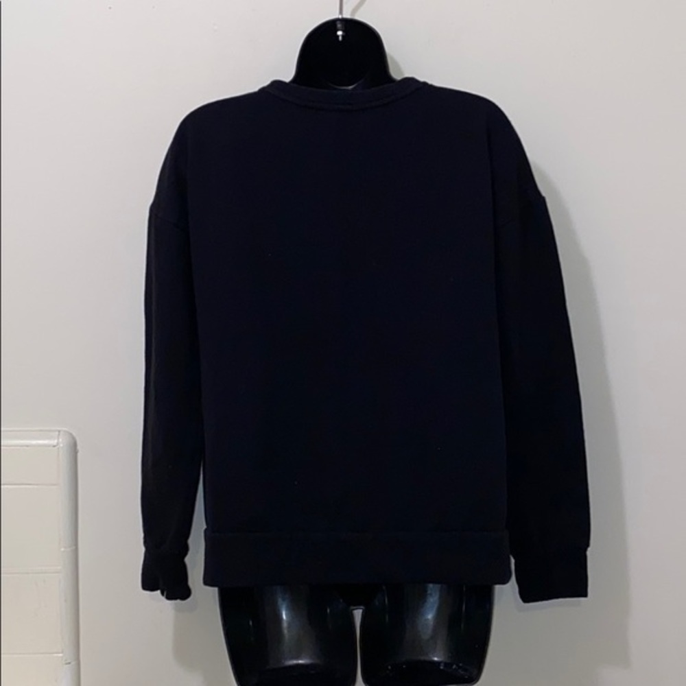 Women’s Fabletics Black Snowshoe Sweatshirt - Picture 6 of 8